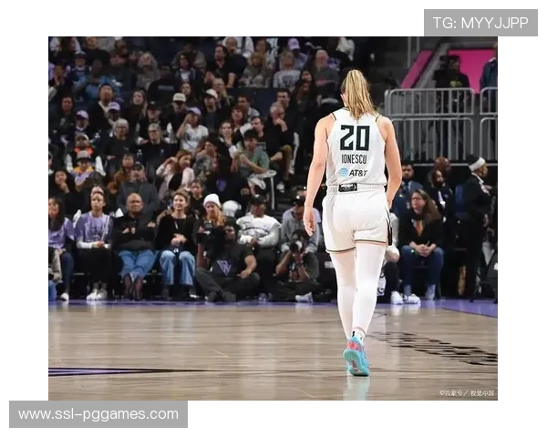 水星队主场连胜自由队 两场比赛精彩纷呈展现强大实力